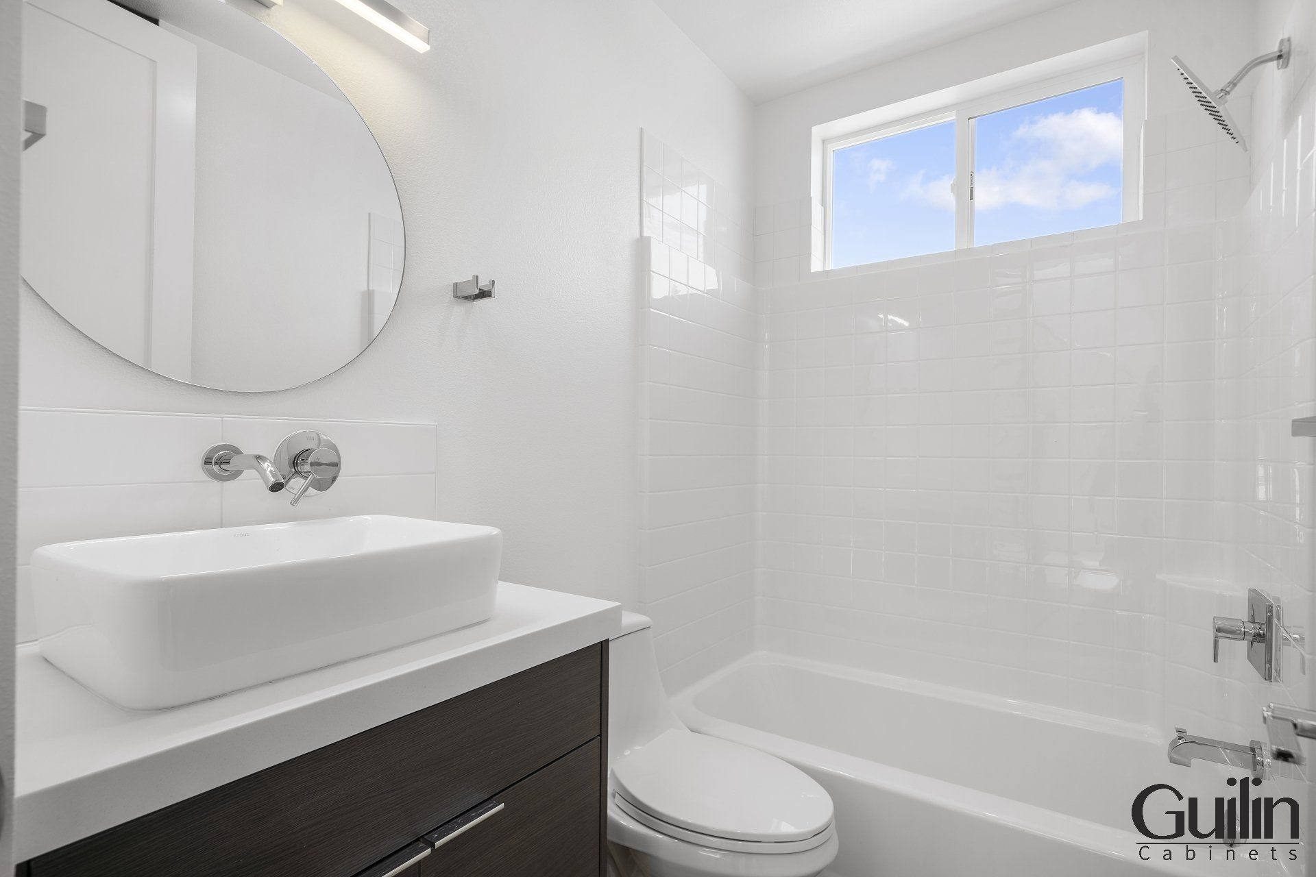 Privacy is the very important thing: with a powder room, you can keep your guests privacy and feel more comfortable