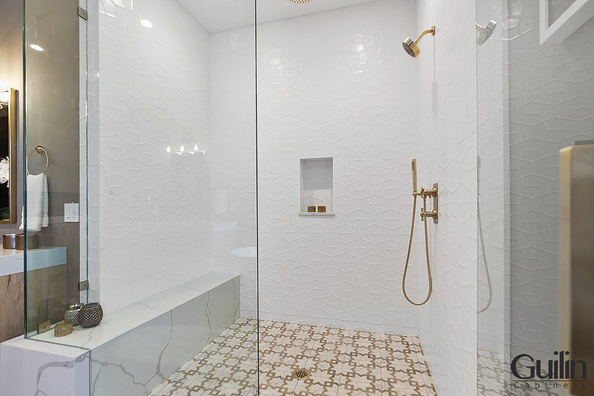 The Pros and Cons of Walk-in Showers