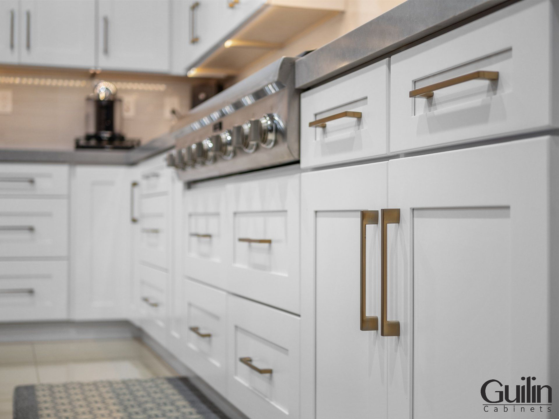 The use of stainless steel, glass, wood, tile, quartz, granite, and marble all combine to create a stylish, contemporary look that is perfect for today's contemporary kitchen home