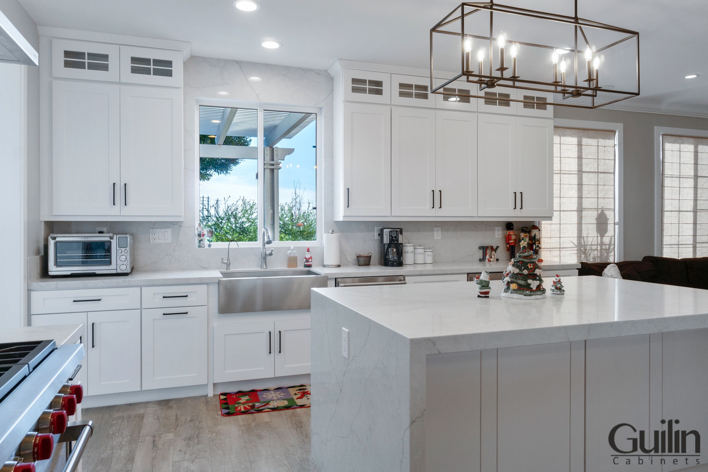 Remodeling a Kitchen in Aliso Viejo Orange County CA with a Sleek Design 3