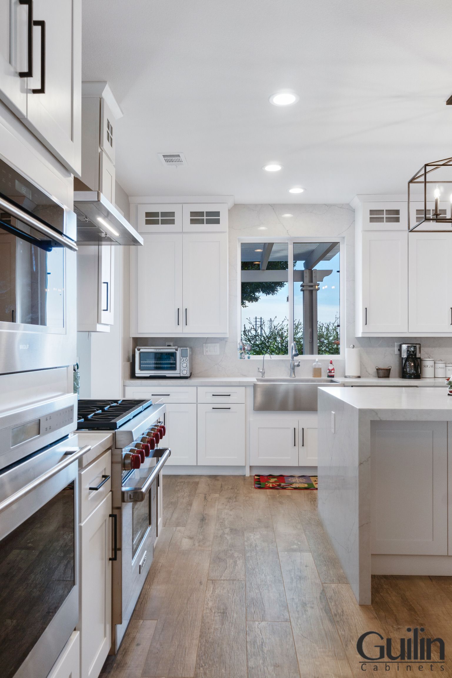 Remodeling a Kitchen in Aliso Viejo Orange County CA with a Sleek Design 4