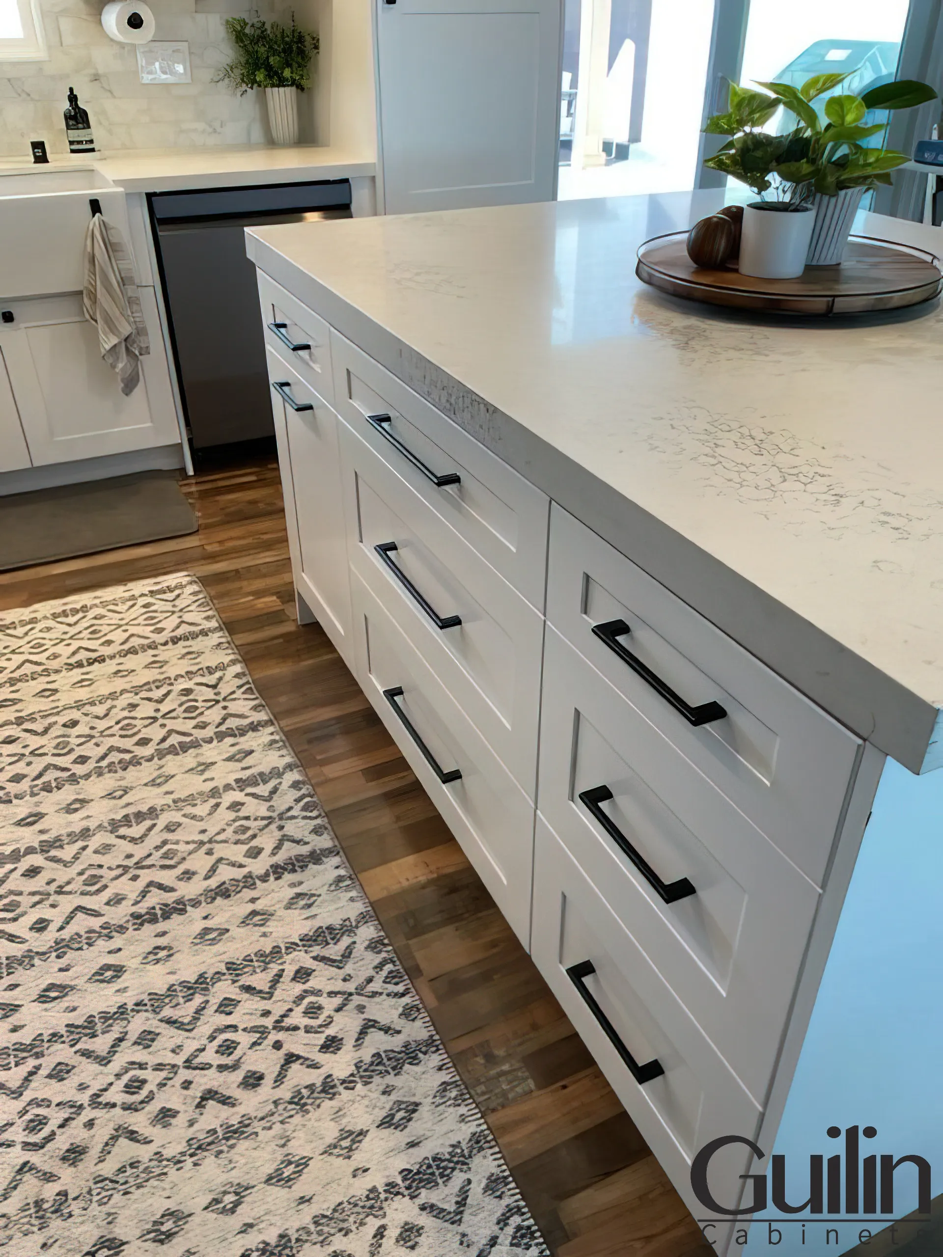 Drawer base cabinets provide easy access to your kitchen essentials