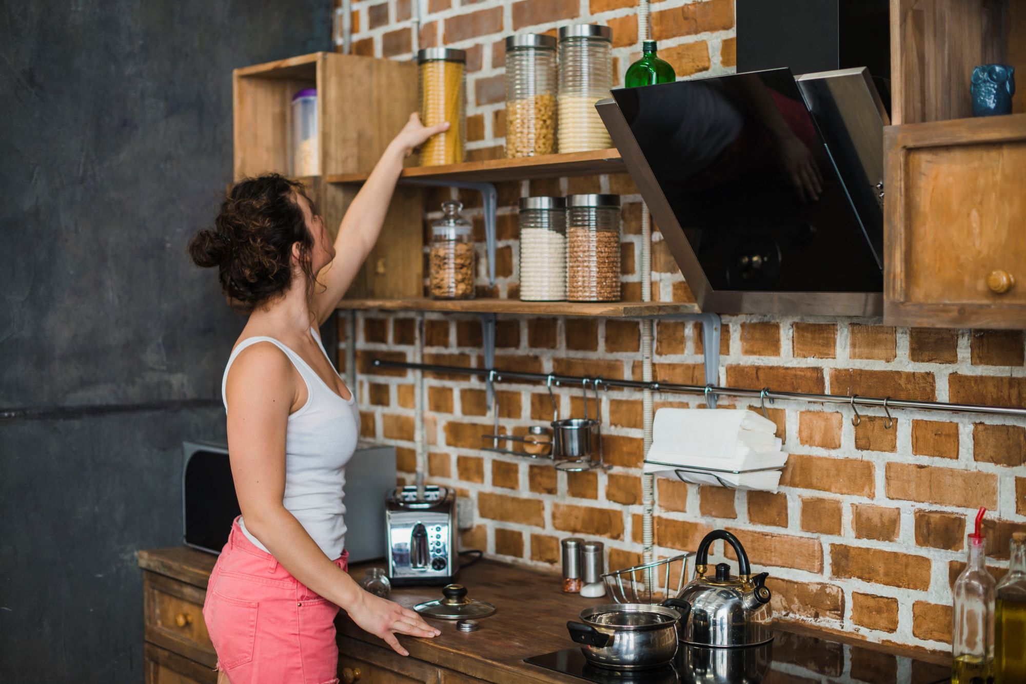 Kitchen design: get the dish rack off the counter. - VICTORIA