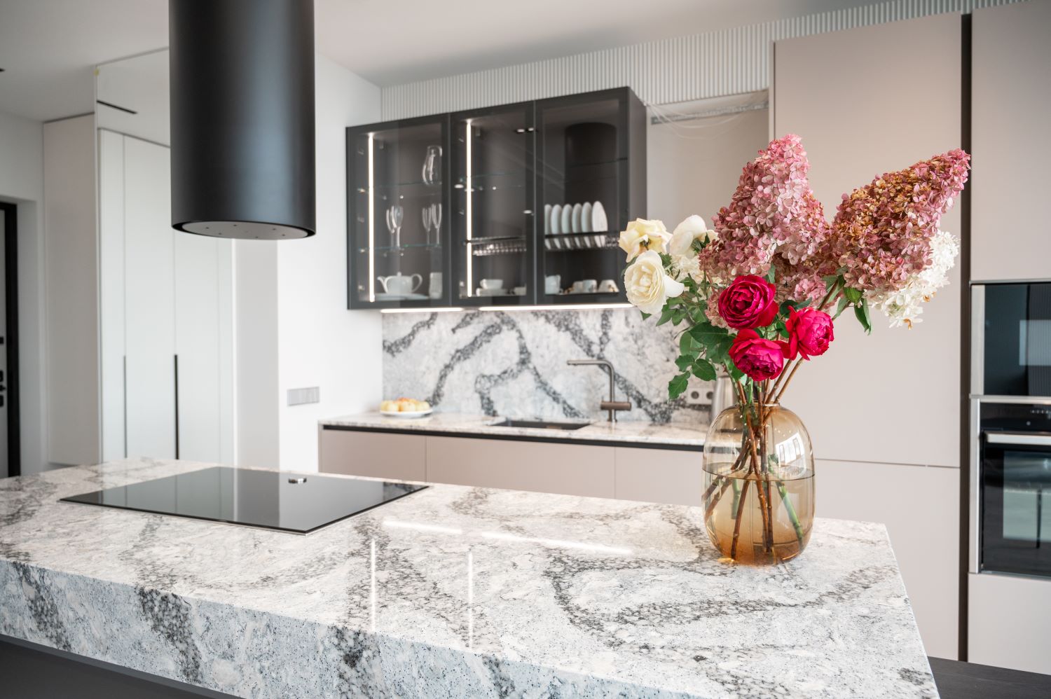 Quartz Countertops Made of Anyways ? Pros, Cons of Quartz ?