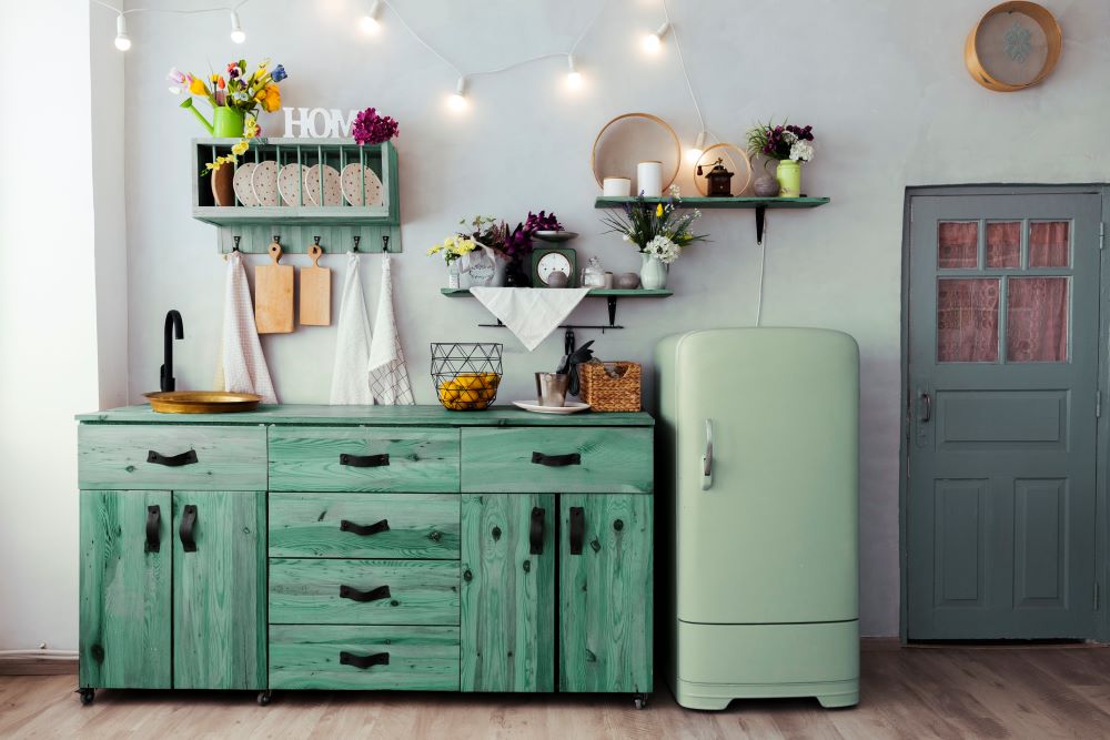 The Farmhouse appliances are ingeniously crafted to emulate the aesthetics of vintage kitchen equipment, encompassing refrigerators, stoves, and dishwashers that exude a timeless appeal